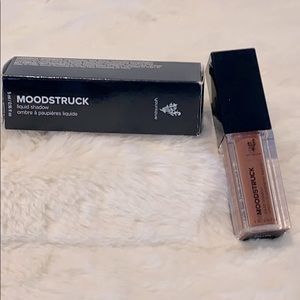 Younique moodstruck liquid shadow in willed